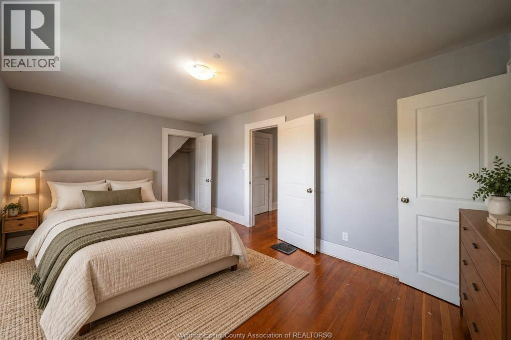 MAIN-1076 Dougall Avenue, Windsor, ON, N9A 4R5 - 15