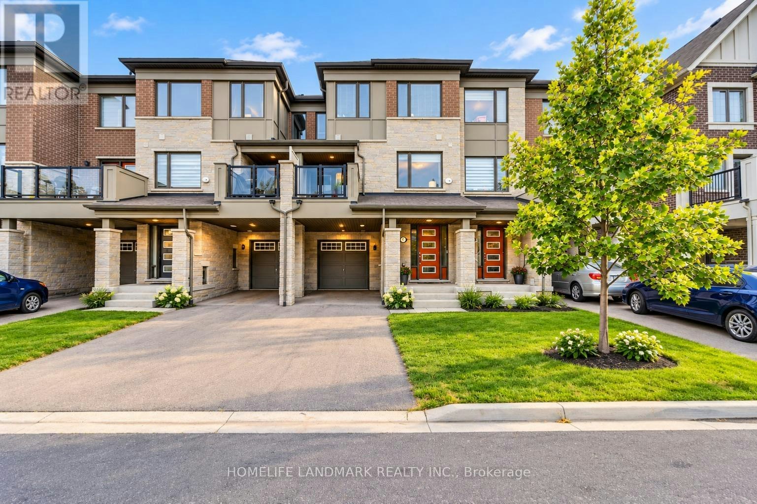 6 Sedgemoor Street, Whitby, ON, L1P 0M3