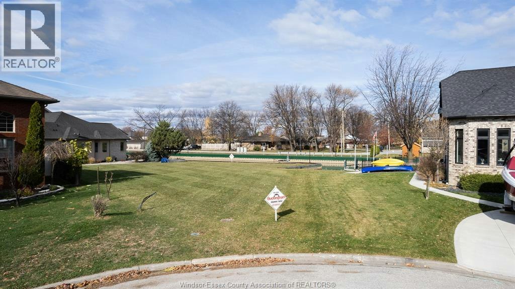 256 Moceri Crescent, Lakeshore, ON, N8N 5A9