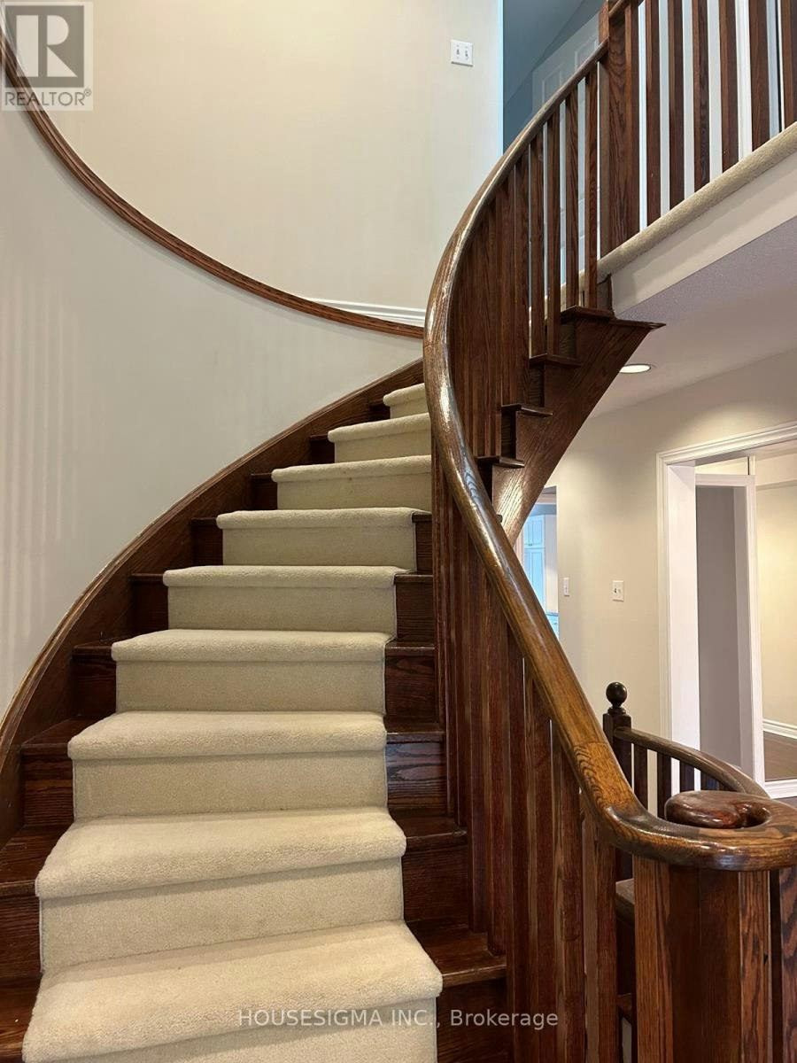 70 Royal Manor Crescent, Richmond Hill, ON, L4B 3N5 - 8