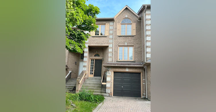 70 Royal Manor Crescent, Richmond Hill, ON, L4B 3N5 - 2