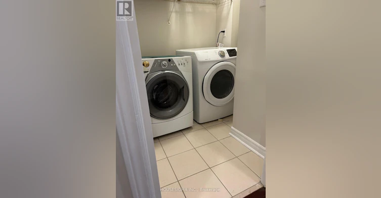 70 Royal Manor Crescent, Richmond Hill, ON, L4B 3N5 - 22