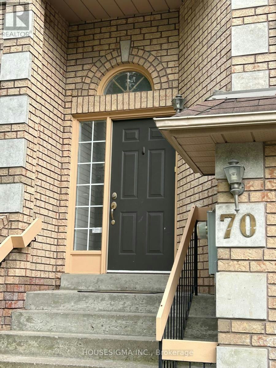 70 Royal Manor Crescent, Richmond Hill, ON, L4B 3N5 - 4