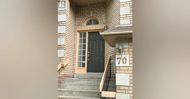 70 Royal Manor Crescent, Richmond Hill, ON, L4B 3N5 - 4