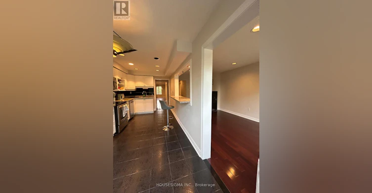 70 Royal Manor Crescent, Richmond Hill, ON, L4B 3N5 - 6