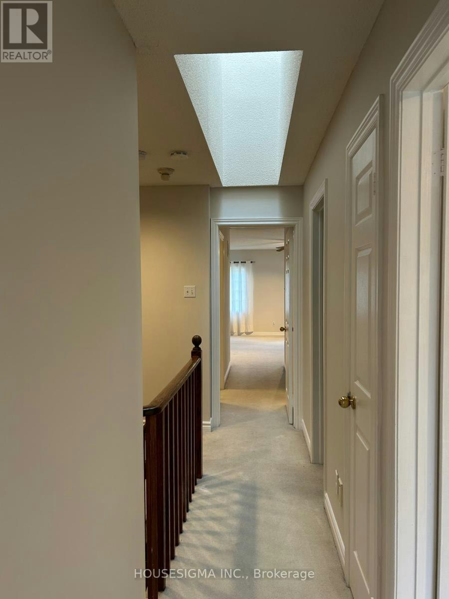 70 Royal Manor Crescent, Richmond Hill, ON, L4B 3N5 - 34