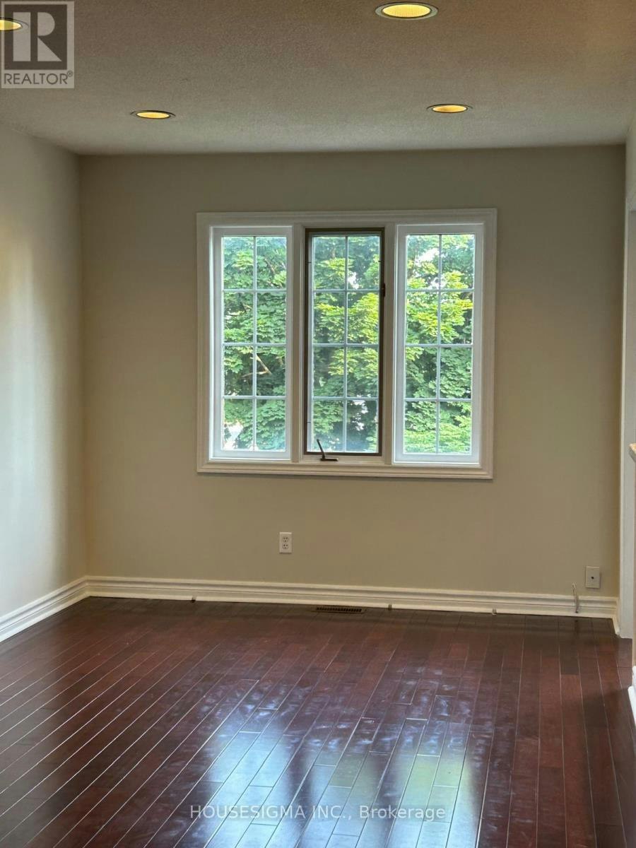 70 Royal Manor Crescent, Richmond Hill, ON, L4B 3N5 - 18