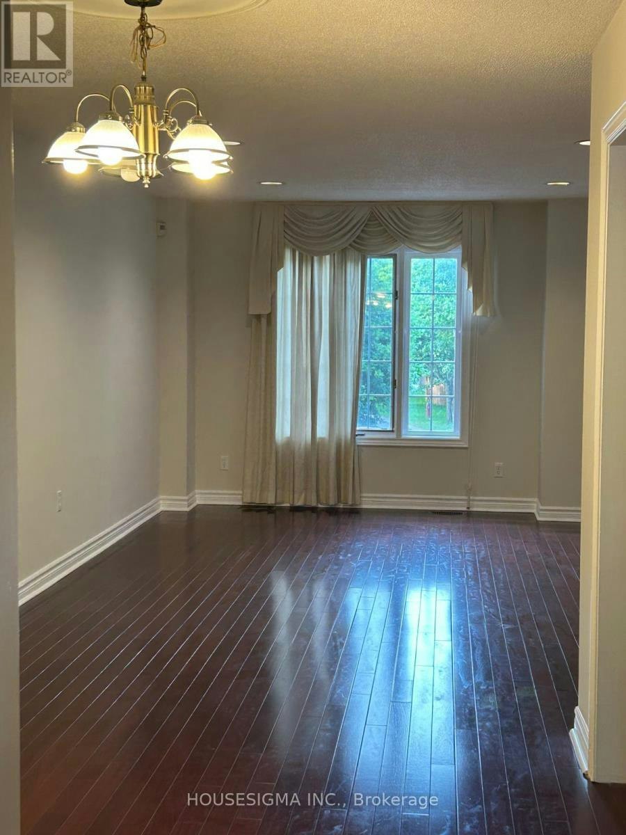 70 Royal Manor Crescent, Richmond Hill, ON, L4B 3N5 - 11