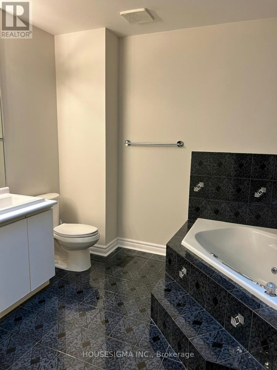 70 Royal Manor Crescent, Richmond Hill, ON, L4B 3N5 - 29