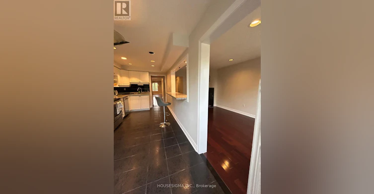 70 Royal Manor Crescent, Richmond Hill, ON, L4B 3N5 - 7