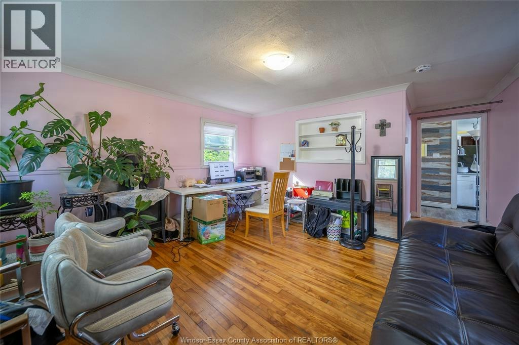 1497 Everts, Windsor, ON, N9B 3E2 - 5