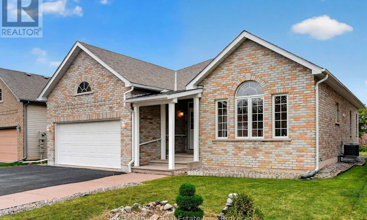 38 Finch Drive