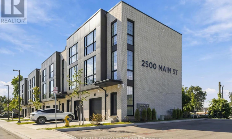 1-2500 Main Street