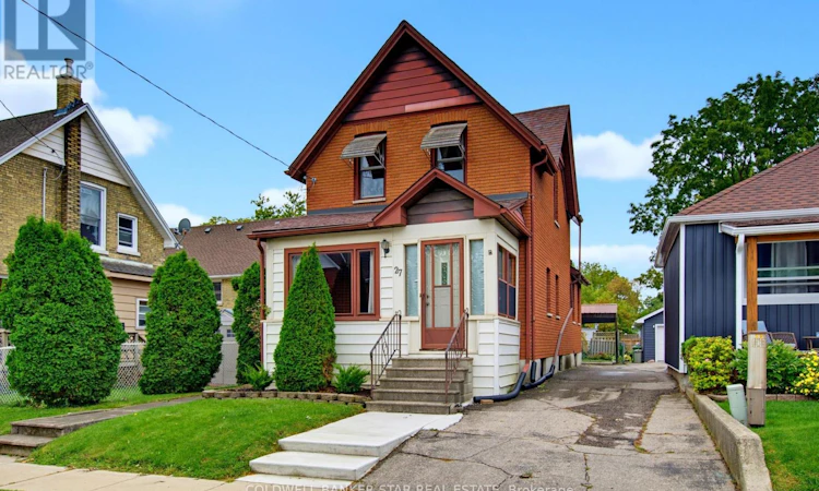 27 Fourth Avenue