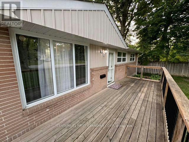 UPPER LEVEL-31 Thorncrest Crescent, London, ON, N6J 1K4 - 2