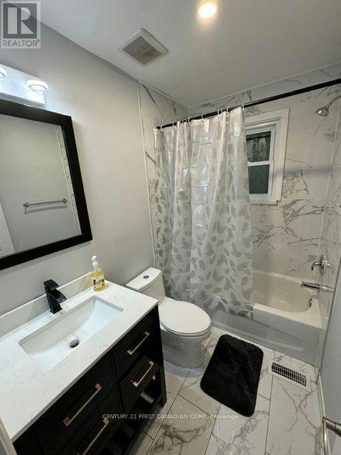 UPPER LEVEL-31 Thorncrest Crescent, London, ON, N6J 1K4 - 7
