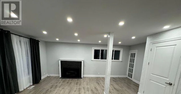 UPPER LEVEL-31 Thorncrest Crescent, London, ON, N6J 1K4 - 3