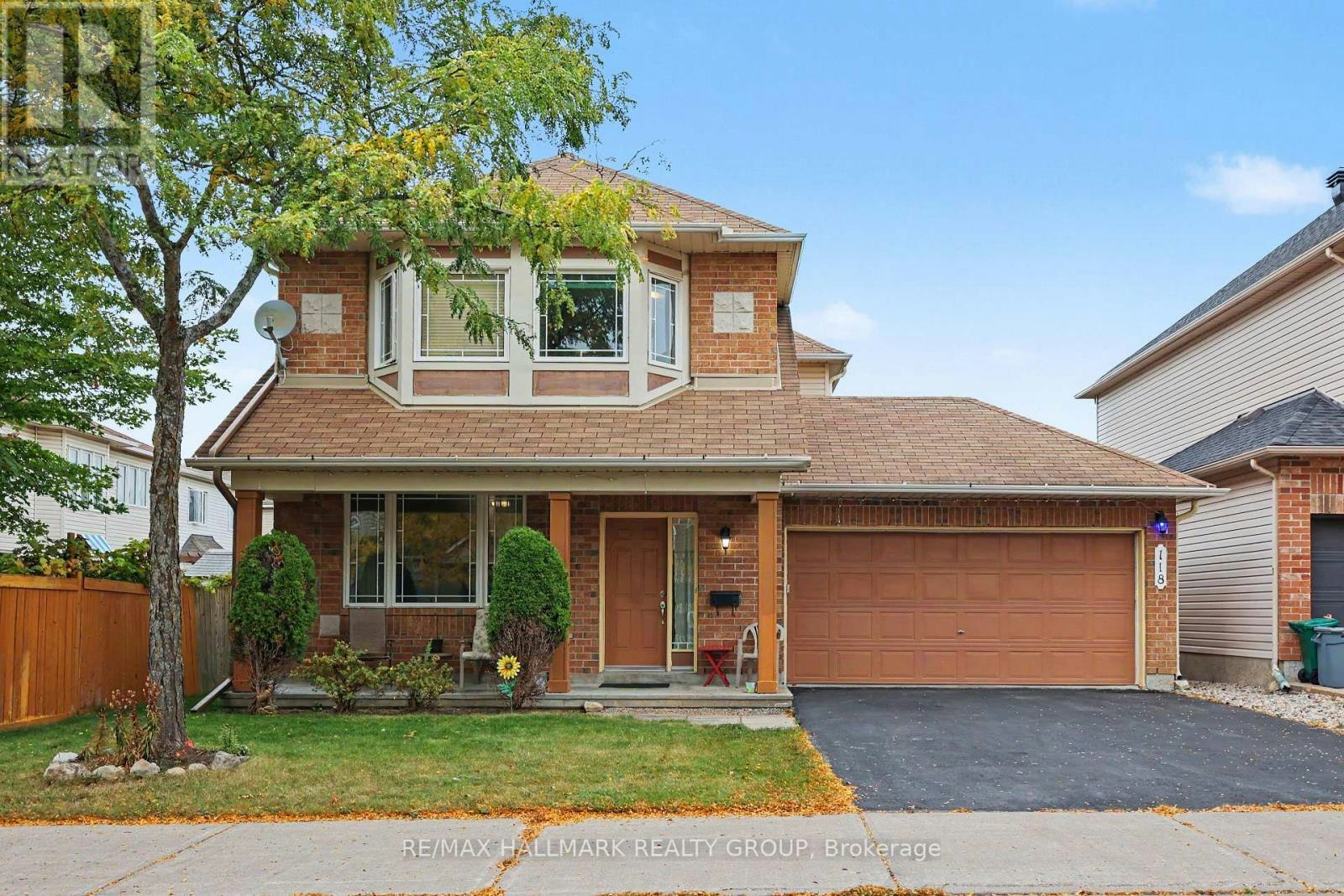 118 Hollowbrook Drive, Ottawa, ON, K2J 5N8