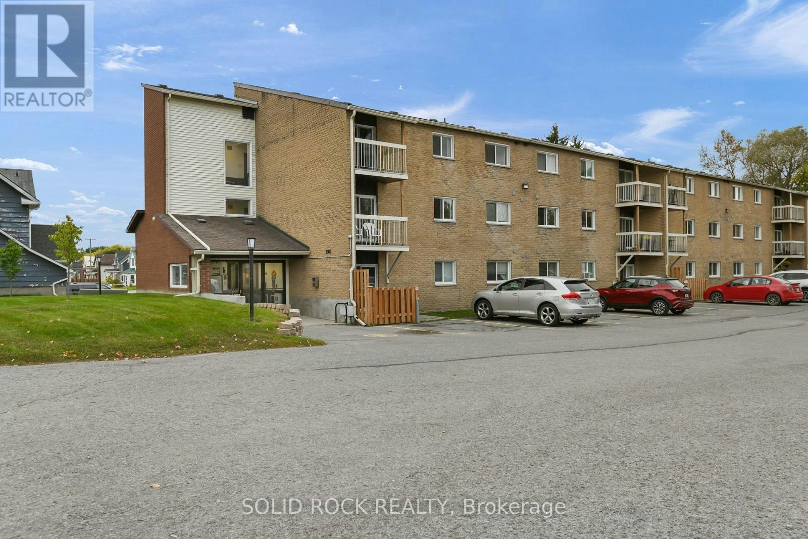 207-190 Elgin Street W, Arnprior, ON, K7S 1P1