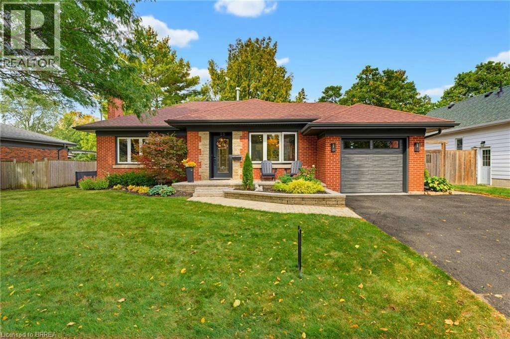 25 Elm Street, Brantford, ON, N3R 4T7