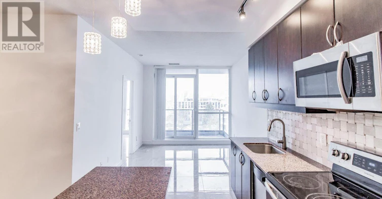 813-2885 Bayview Avenue, Toronto, ON, M2K 0A3 - 3