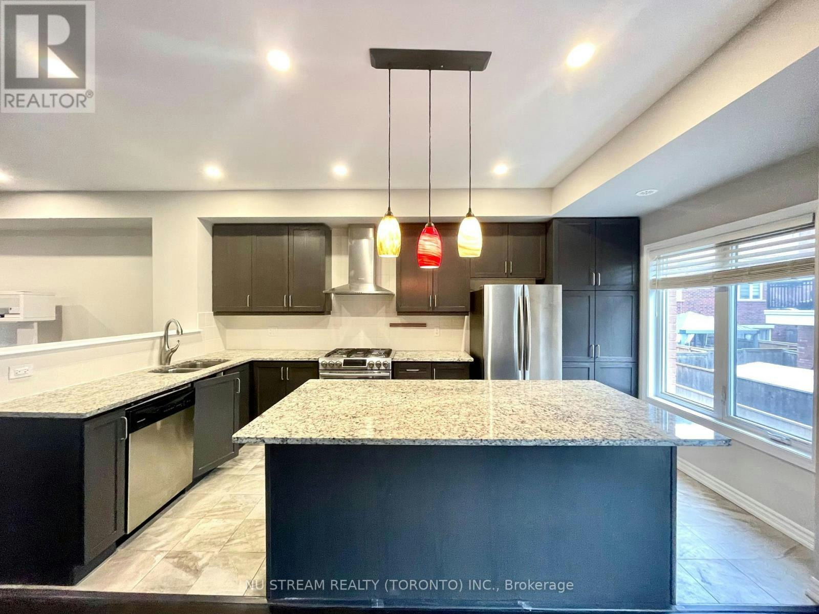 67 Antibes Drive, Toronto, ON, M2R 0A4 - 4