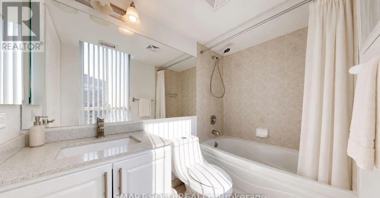 2413-15 Greenview Avenue, Toronto, ON, M2M 4M7 - 13