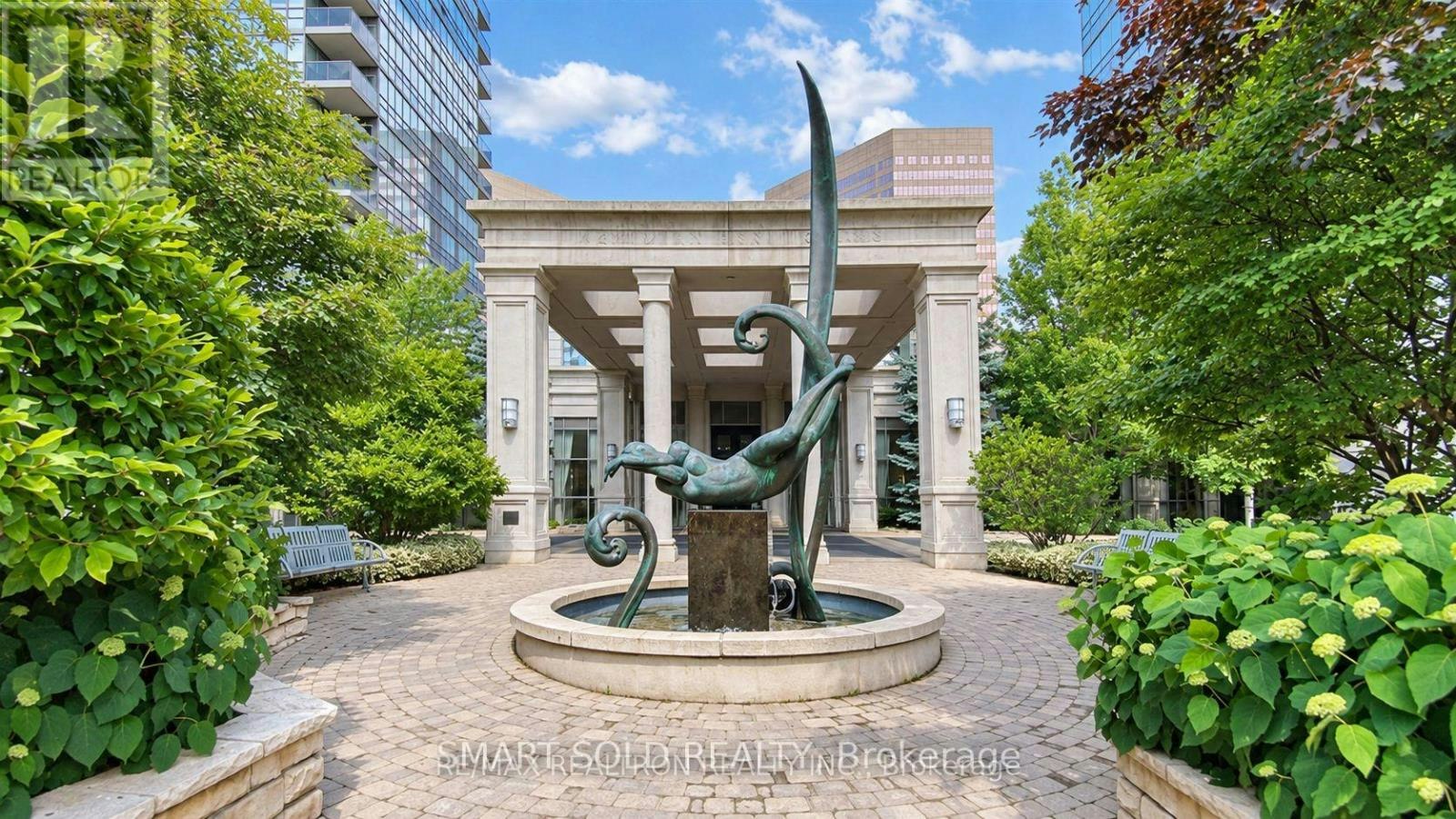 2413-15 Greenview Avenue, Toronto, ON, M2M 4M7 - 3