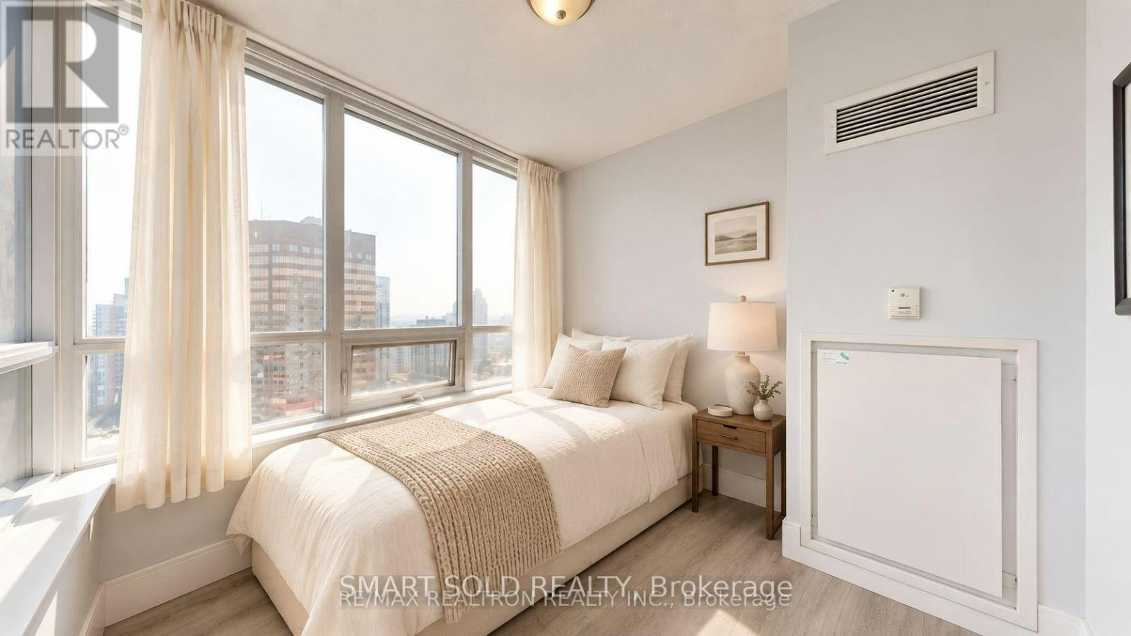 2413-15 Greenview Avenue, Toronto, ON, M2M 4M7 - 15