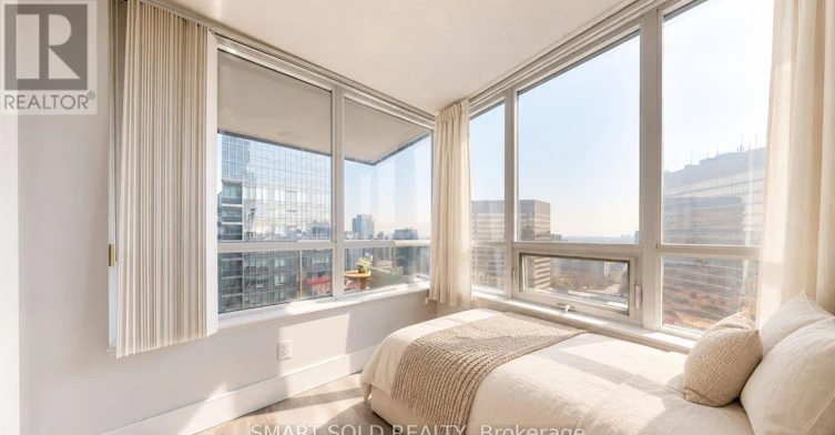 2413-15 Greenview Avenue, Toronto, ON, M2M 4M7 - 16