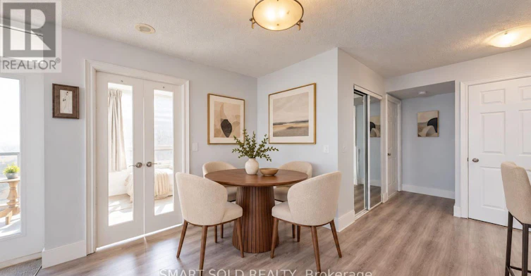 2413-15 Greenview Avenue, Toronto, ON, M2M 4M7 - 9