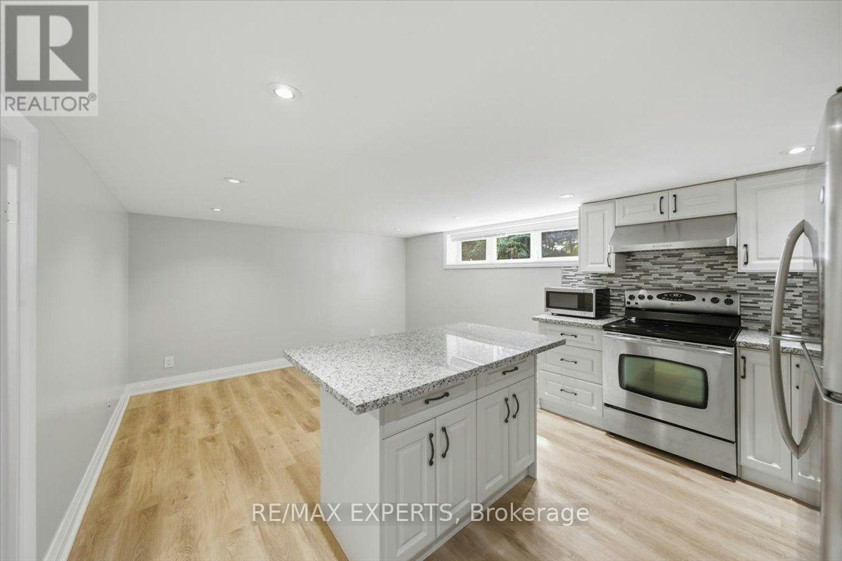 LOWER-51 Clifton Avenue, Toronto, ON, M3H 4K9 - 14