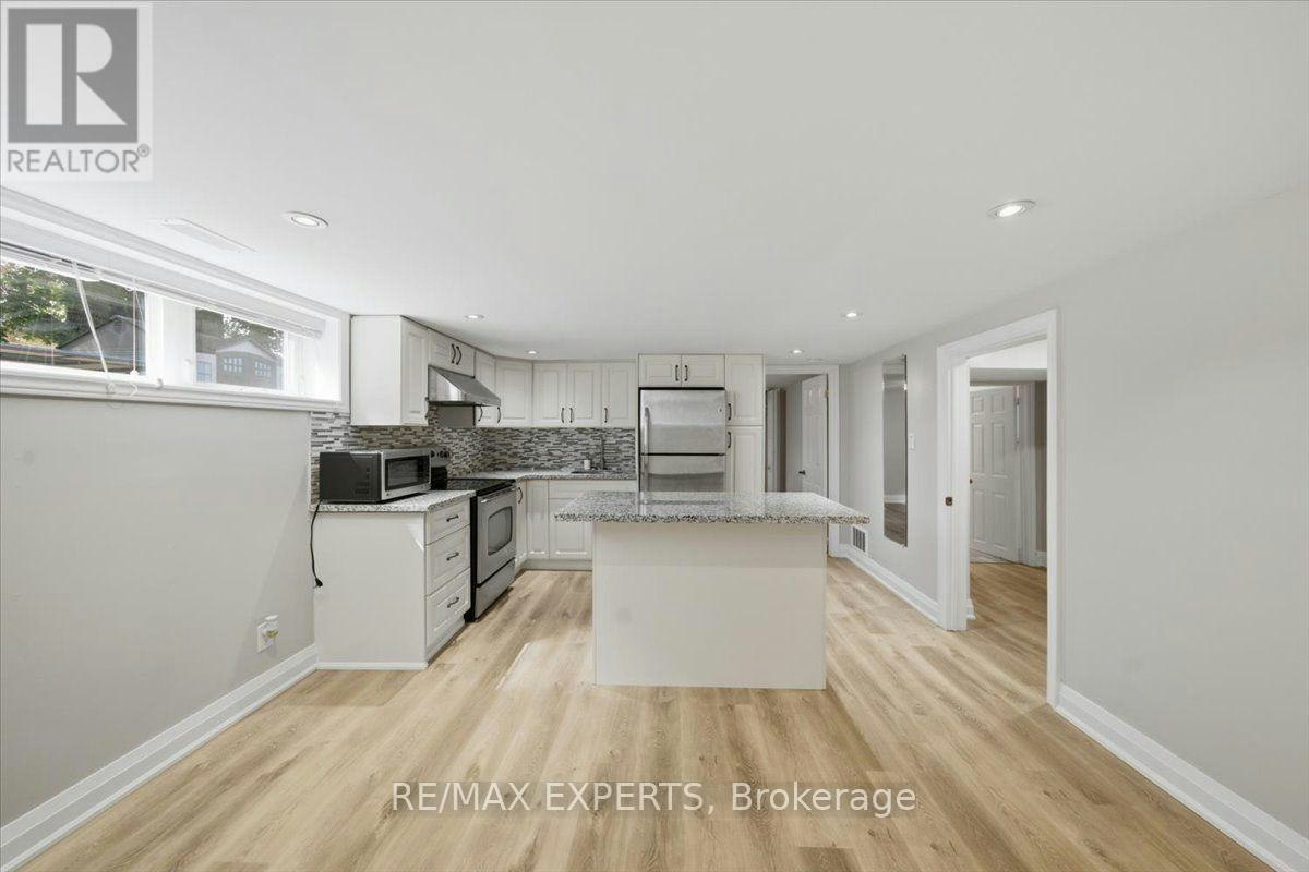 LOWER-51 Clifton Avenue, Toronto, ON, M3H 4K9 - 10