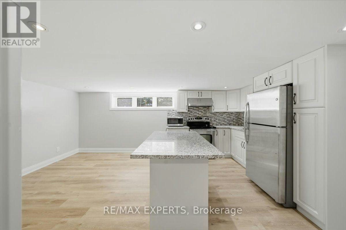 LOWER-51 Clifton Avenue, Toronto, ON, M3H 4K9 - 8