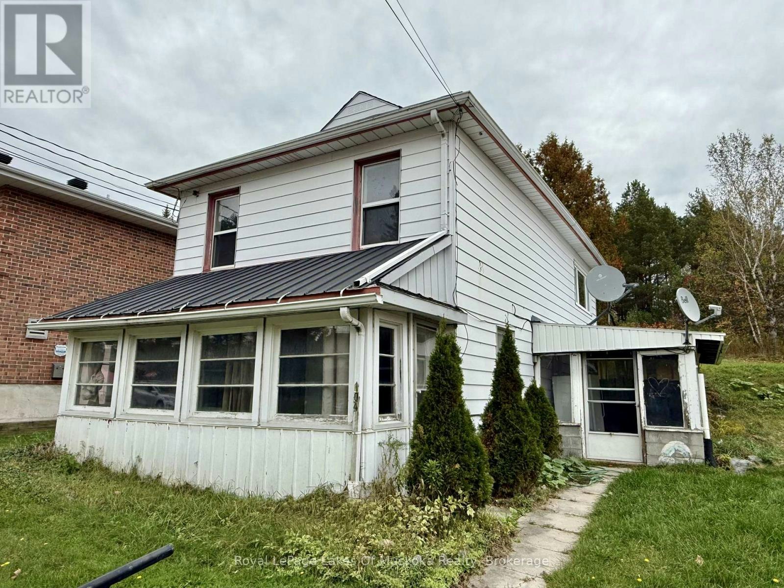 104 Ontario Street, Burk's Falls, ON, P0A 1C0