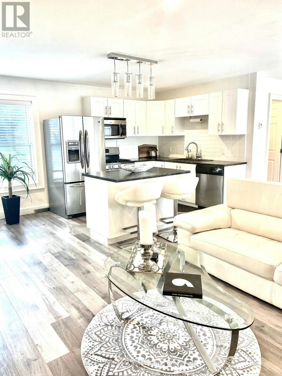 CARRIAGE HOUSE-51 Louisa Street W, Blue Mountains, ON, N0H 2P0 - 4
