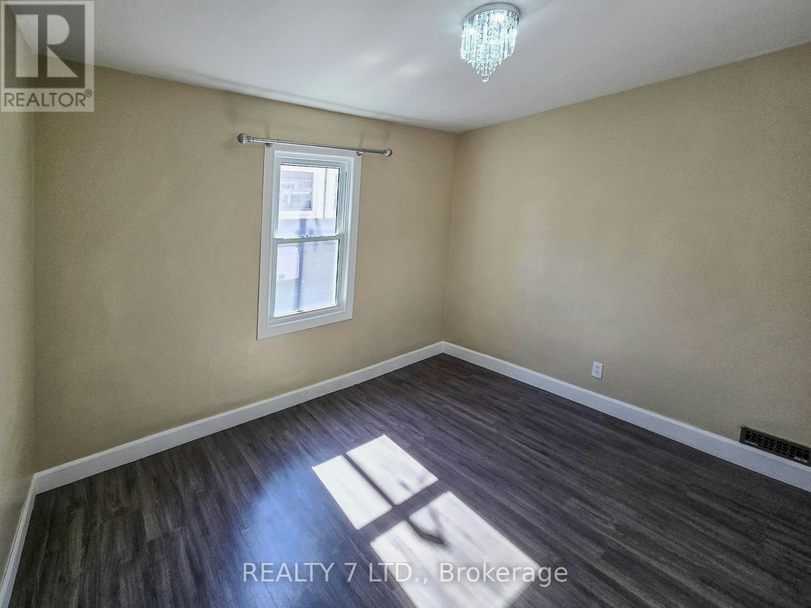 1083 Campbell Avenue, Windsor, ON, N9B 2J4 - 25