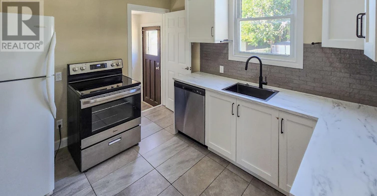 1083 Campbell Avenue, Windsor, ON, N9B 2J4 - 37