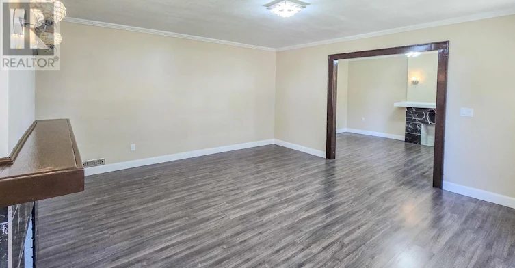 1083 Campbell Avenue, Windsor, ON, N9B 2J4 - 9