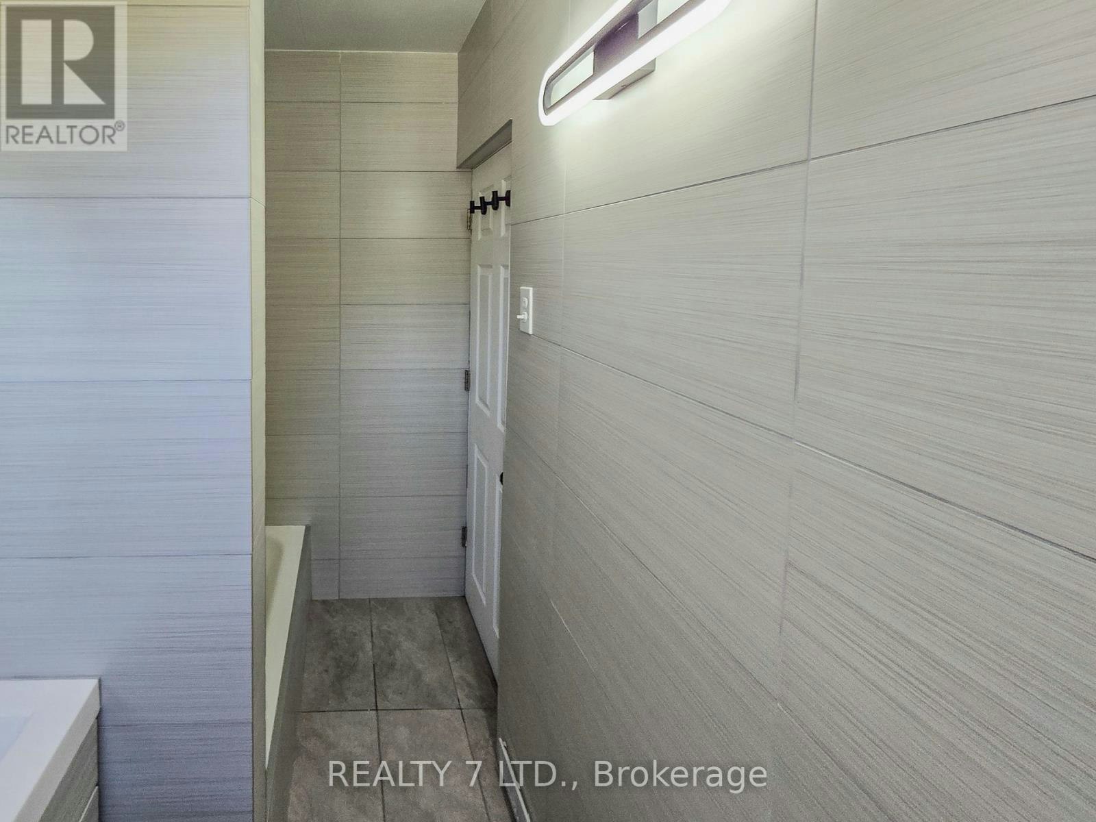 1083 Campbell Avenue, Windsor, ON, N9B 2J4 - 28