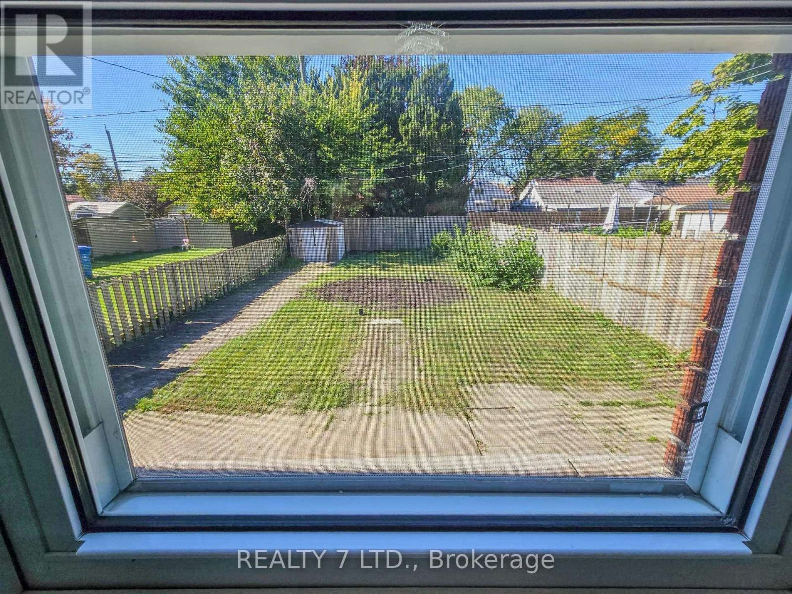 1083 Campbell Avenue, Windsor, ON, N9B 2J4 - 41