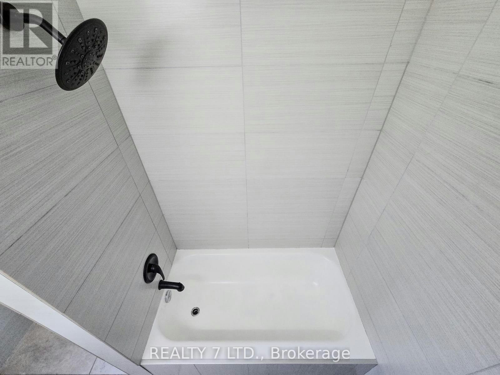1083 Campbell Avenue, Windsor, ON, N9B 2J4 - 29