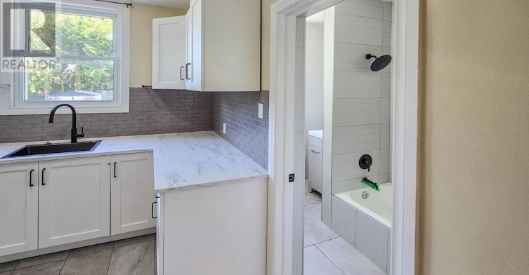 1083 Campbell Avenue, Windsor, ON, N9B 2J4 - 36