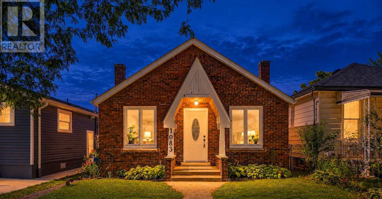 1083 Campbell Avenue, Windsor, ON, N9B 2J4