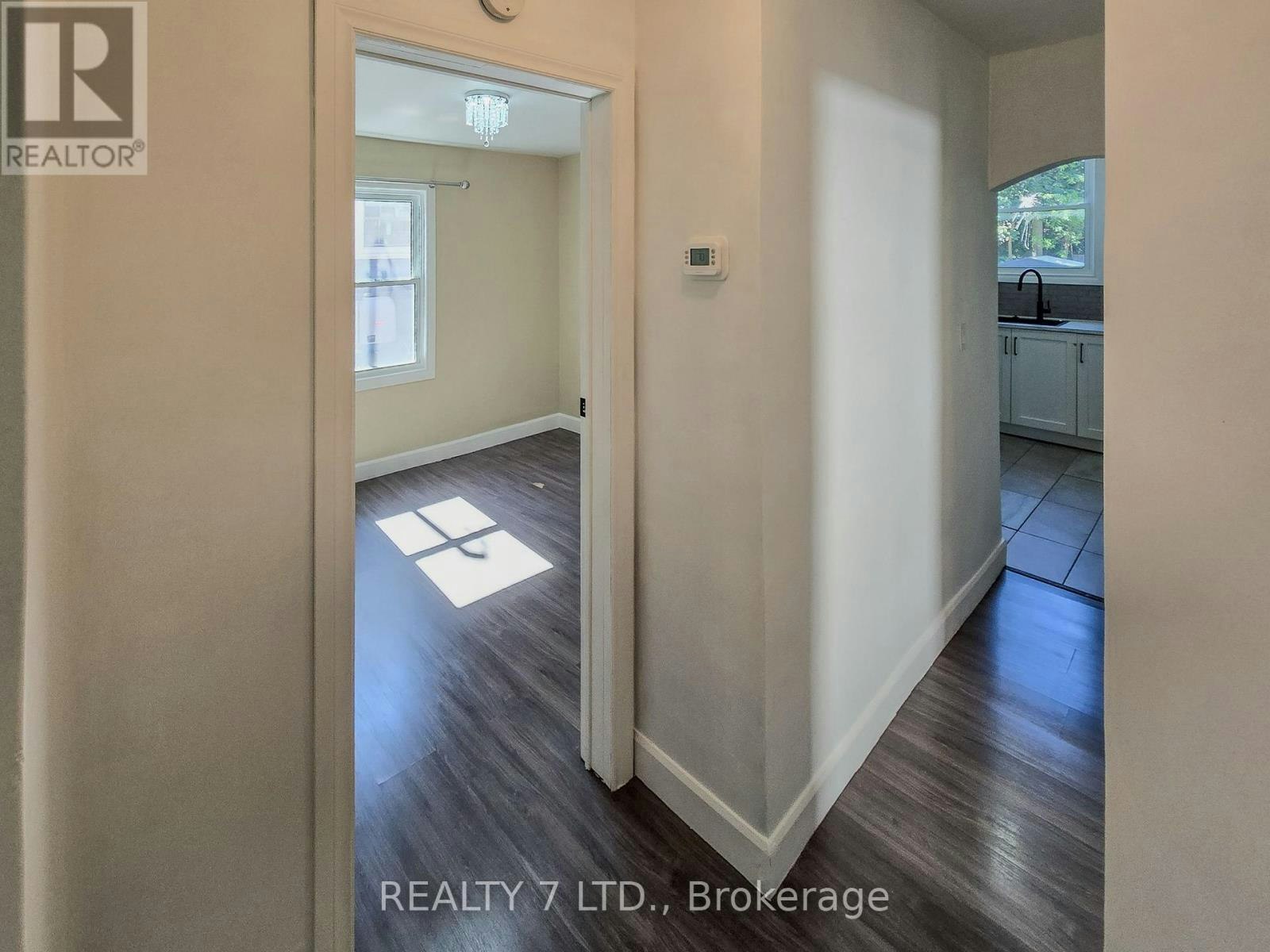 1083 Campbell Avenue, Windsor, ON, N9B 2J4 - 21