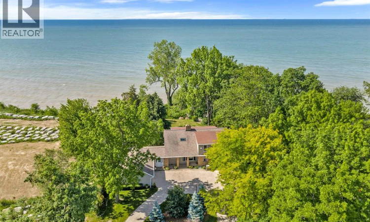 388 Seacliff Drive West