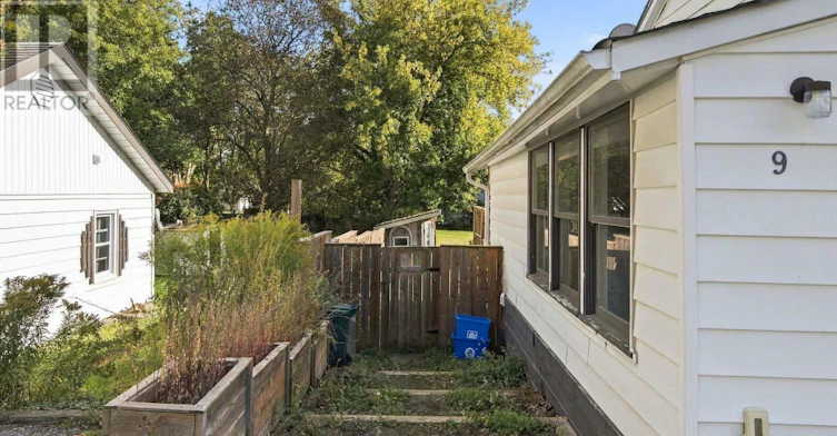 9 Rogers Street, Prince Edward County, ON, K0K 2T0 - 22