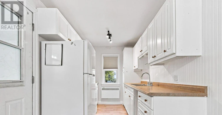 9 Rogers Street, Prince Edward County, ON, K0K 2T0 - 10