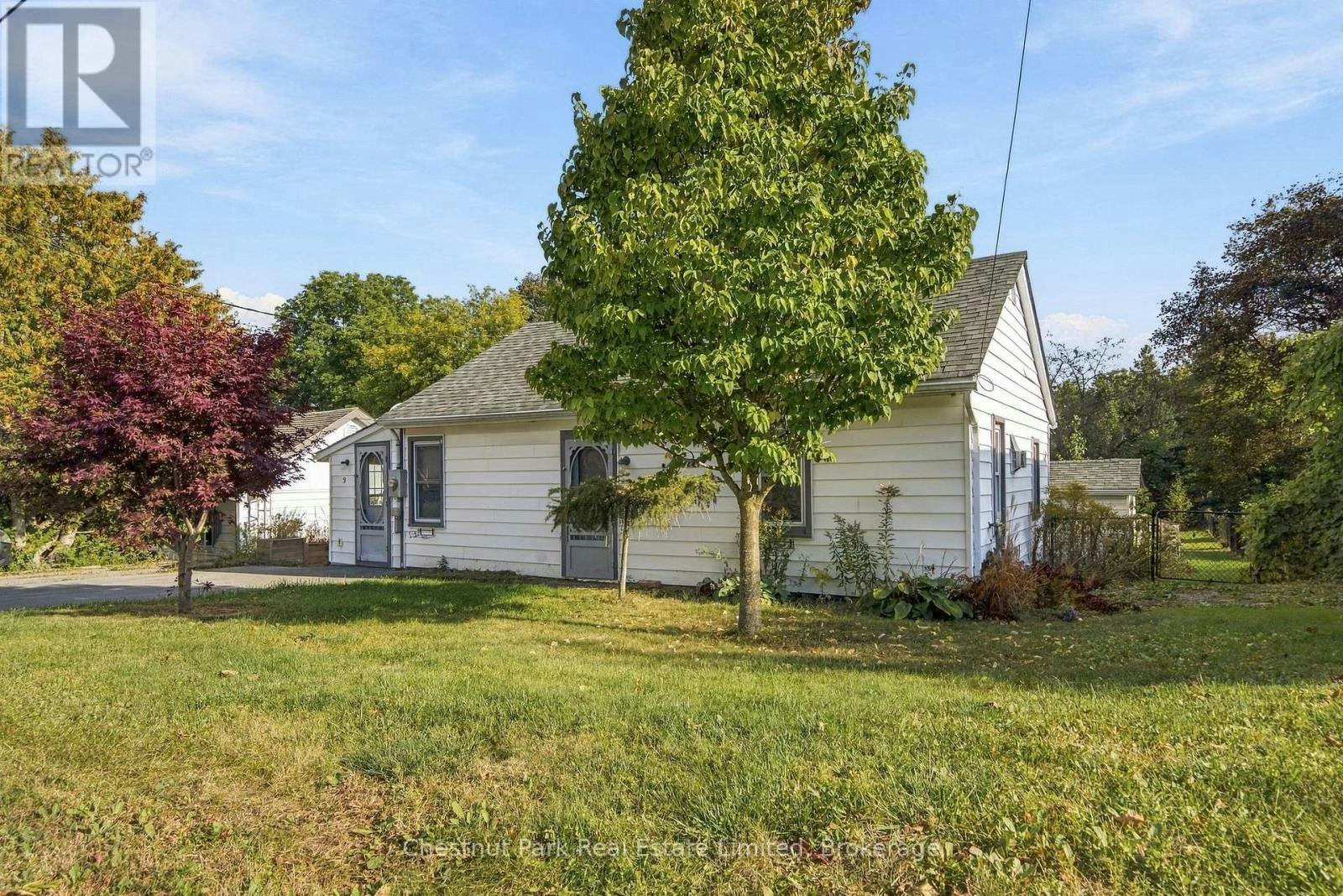 9 Rogers Street, Prince Edward County, ON, K0K 2T0 - 3