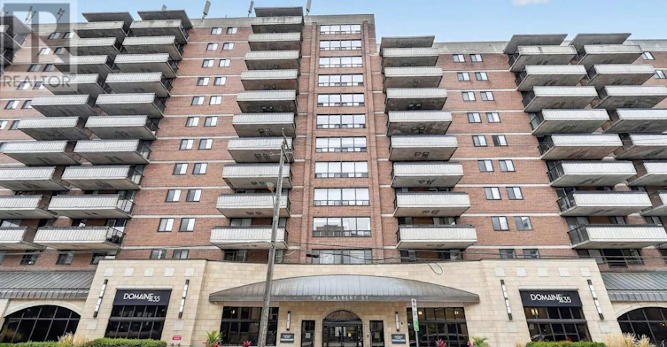 204-435 Albert Street, Ottawa, ON, K1R 7X4